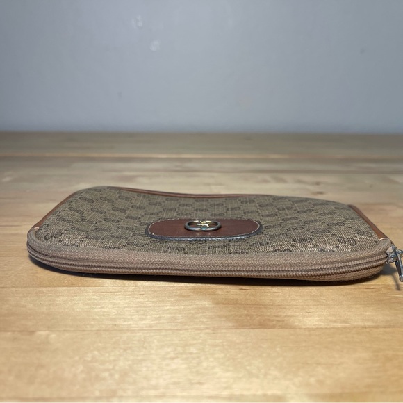 Vintage, 70s Gucci Micro GG monogram canvas pouch - Picture 6 of 12